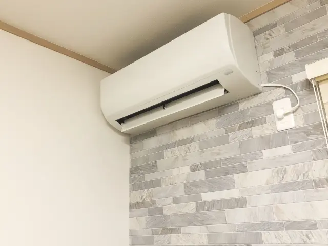 お掃除機能付きエアコン
